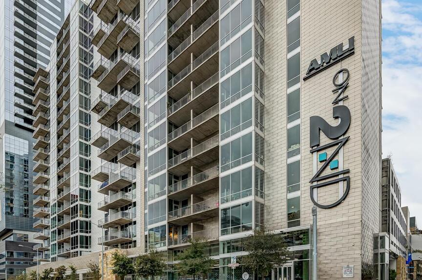 AMLI on 2nd furnished apartments in downtown Austin, Texas