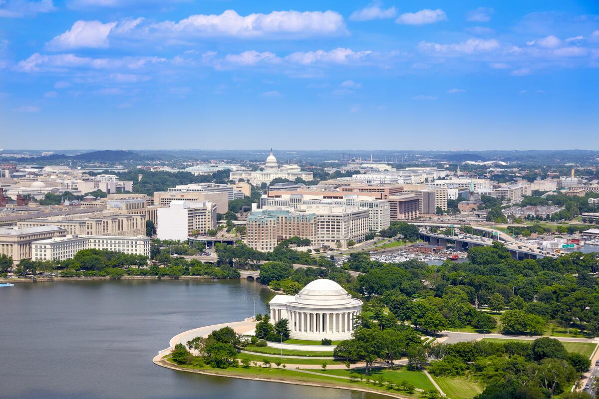 Landmark view of WASHINGTON
